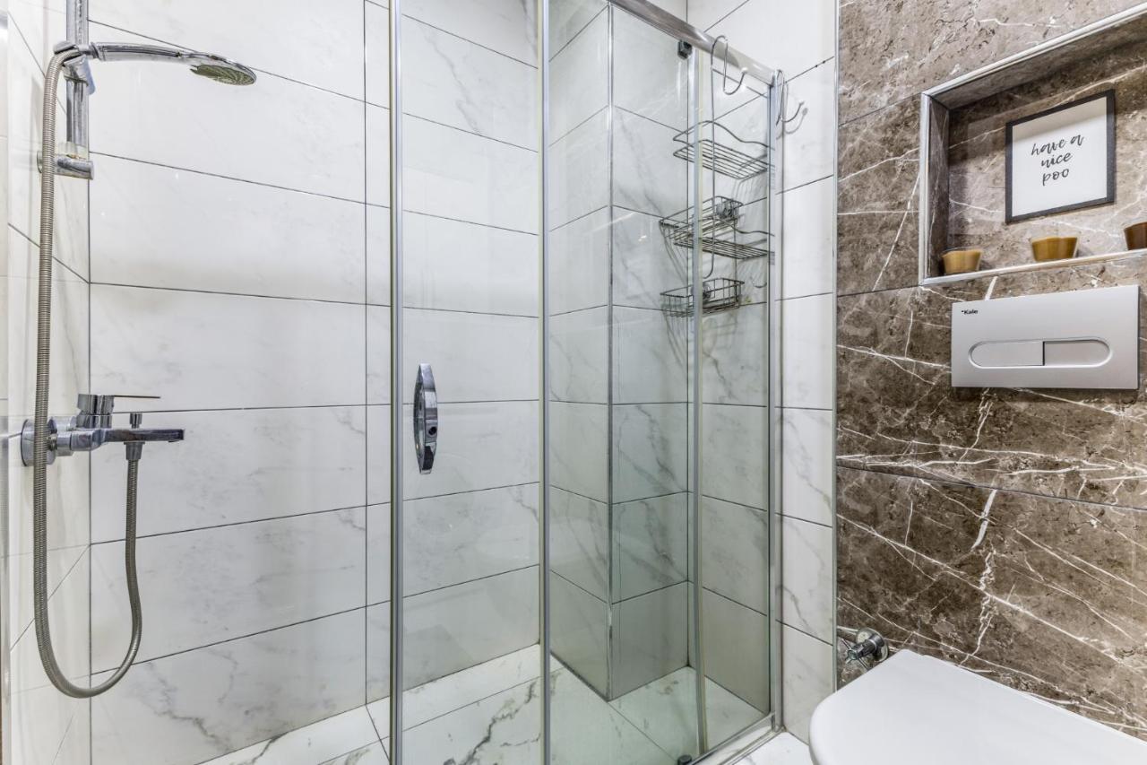 Spacious Flat Near Bagdat Avenue In Suadiye Apartment Istanbul Exterior foto